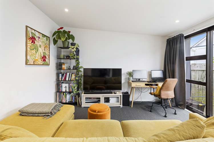 4/104 Onepu Road Lyall Bay_13