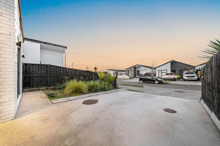 19 Horokaka Street Massey_22