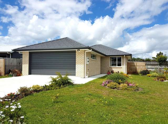 8 Ocean View Rise Ruakaka_1