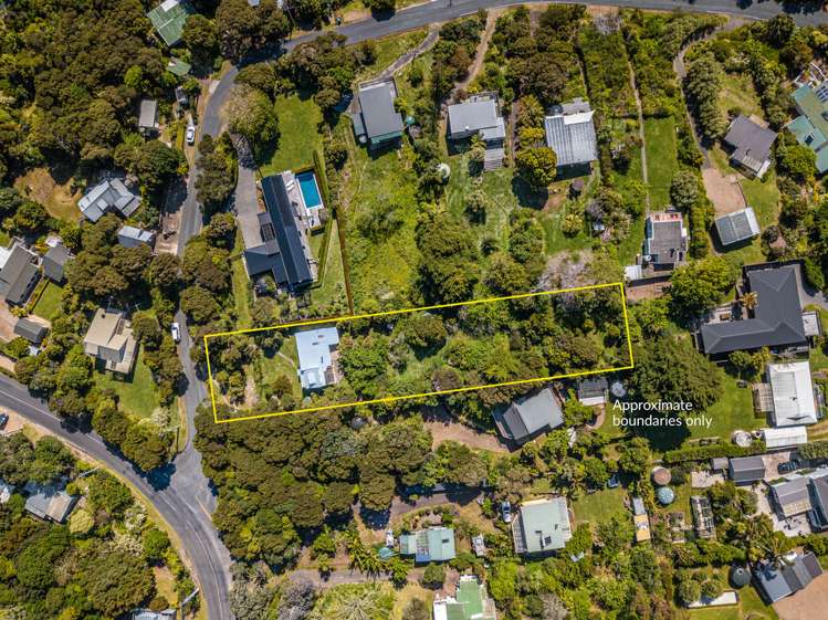 4 Queens Drive Oneroa_12