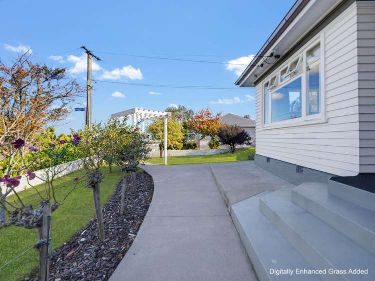 605 Sealey Street_4