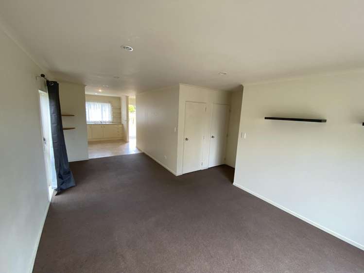 11 Serenity Place Otara_12