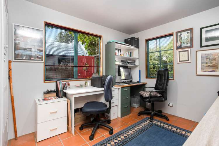 16 Spinnaker Drive Te Atatu Peninsula_12