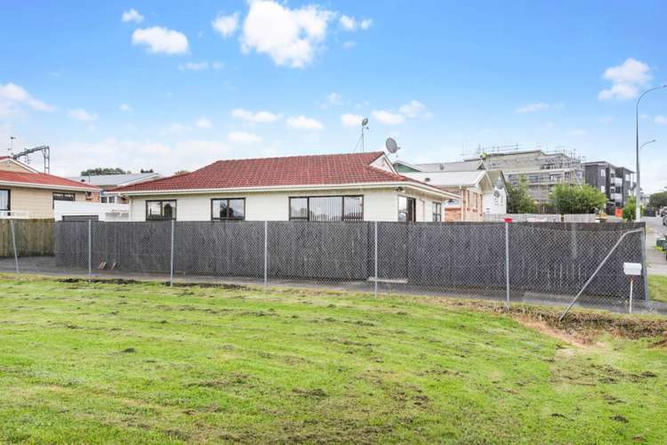 1/40 Swaffield Road Papatoetoe_3