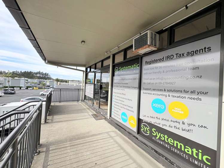 Unit 11/14 Bishop Lenihan Place East Tamaki_1