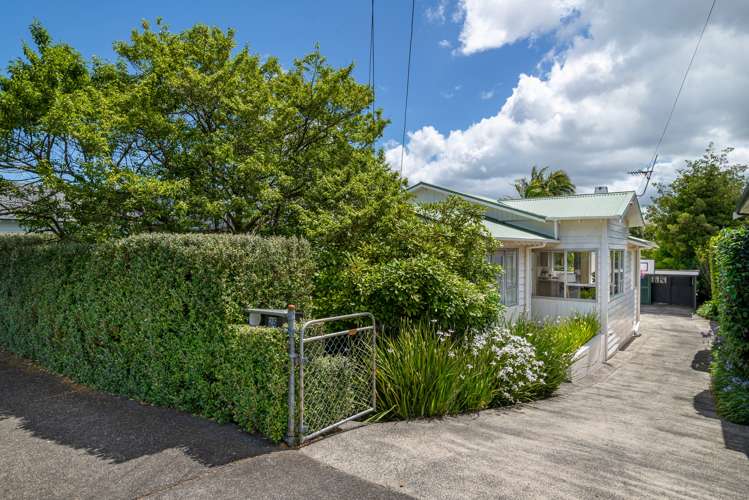 25 Mewburn Avenue Mount Eden_37