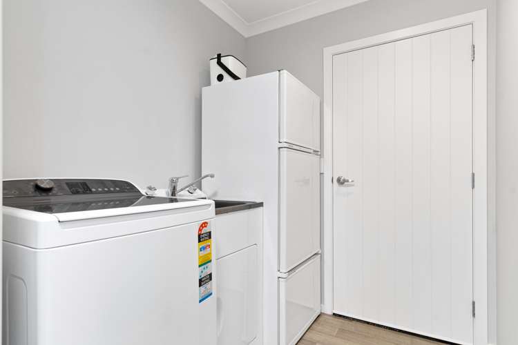 13 Feist Street Carterton_16