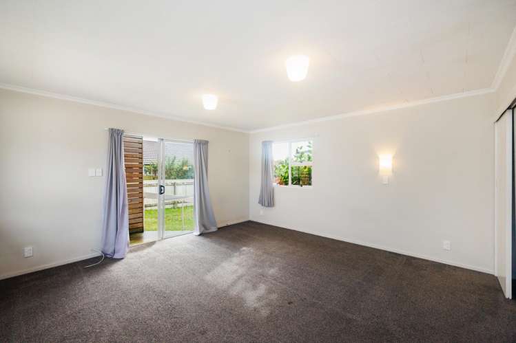 5 Sutherland Crescent Westbrook_24