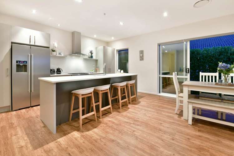 8 Bella Vista Drive Gulf Harbour_33