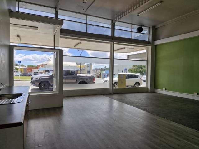 Retail/office space 125sqm