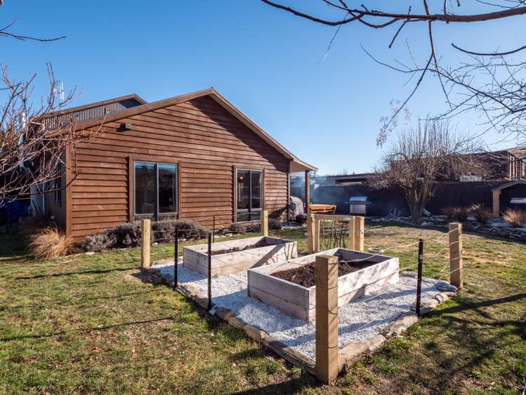 52 Hope Avenue Dalefield/Wakatipu Basin_12