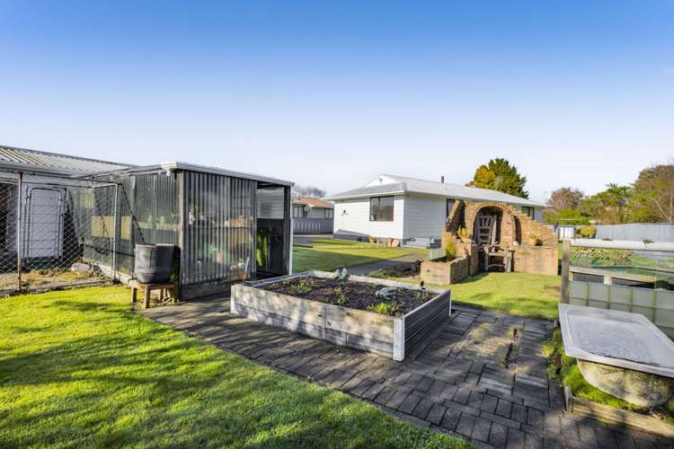 77 Patu-kukupa Street Manaia_22