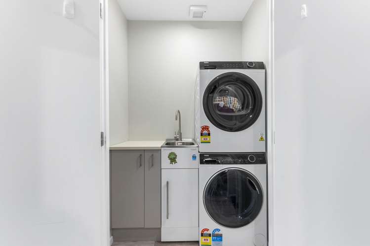 6/41 Main Road Wainuiomata_14