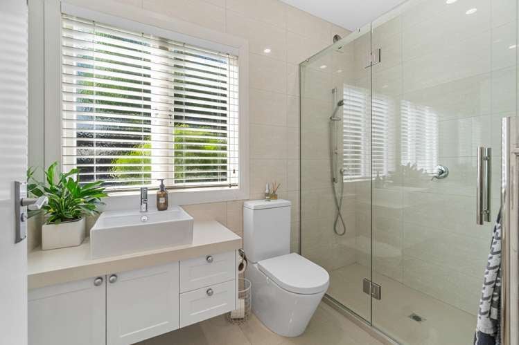 16 Golf Road Epsom_23
