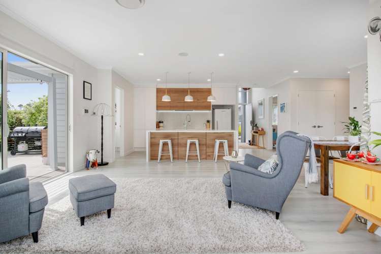 24 Takurua Terrace Orewa_10