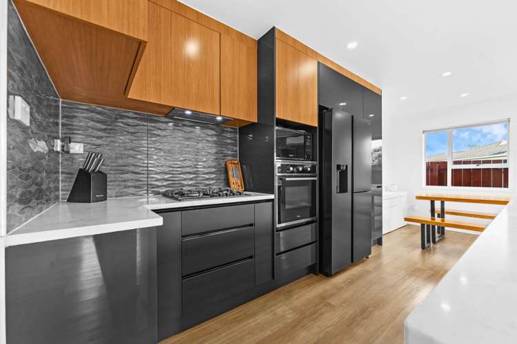 52 Henwood Road_3
