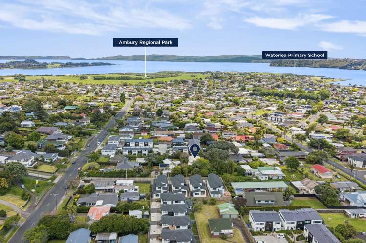 54 Taylor Road Mangere Bridge_14