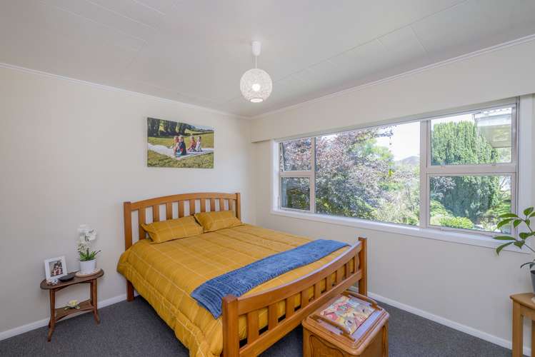 15 Kowhai Grove Raumati Beach_12