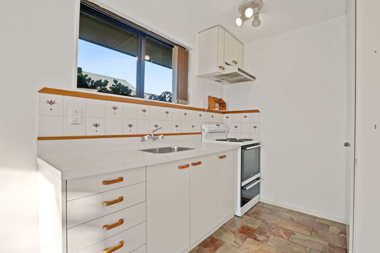 1/260 Lincoln Road Addington_4