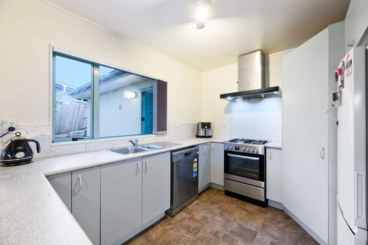 2/8 Adriatic Avenue Henderson_7