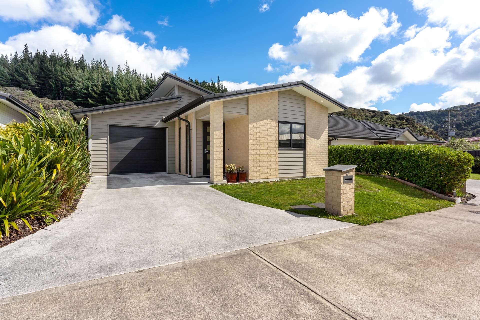 27 Somerby Mews Silverstream_0