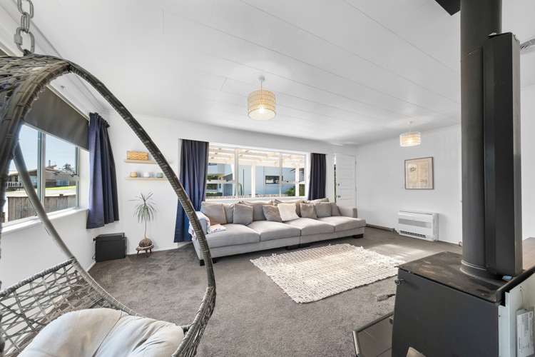 4 Puketotara Street Highlands Park_7