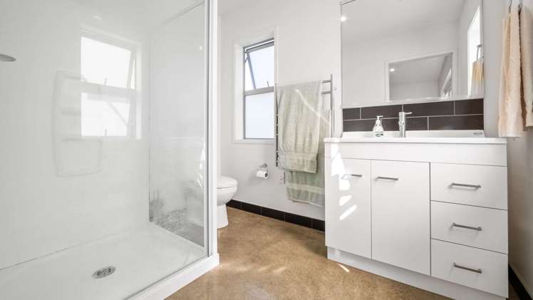 10 Tuamotu Park Wainui_15