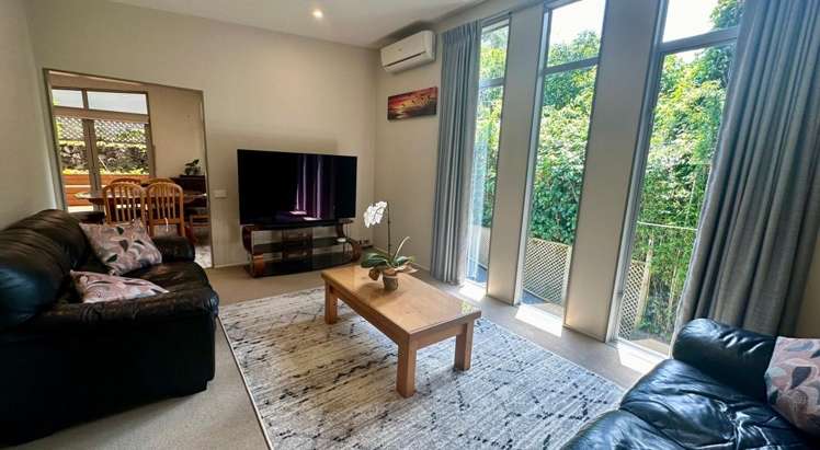 82 Taylors Road Mount Albert_1