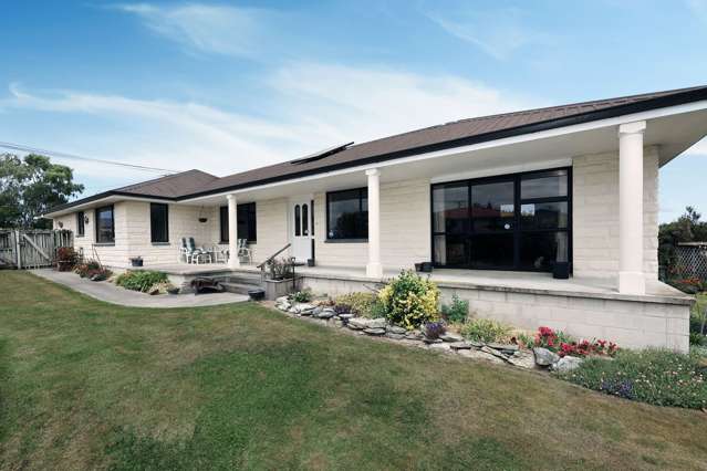 FAMILY LIFE WITH NO STRIFE