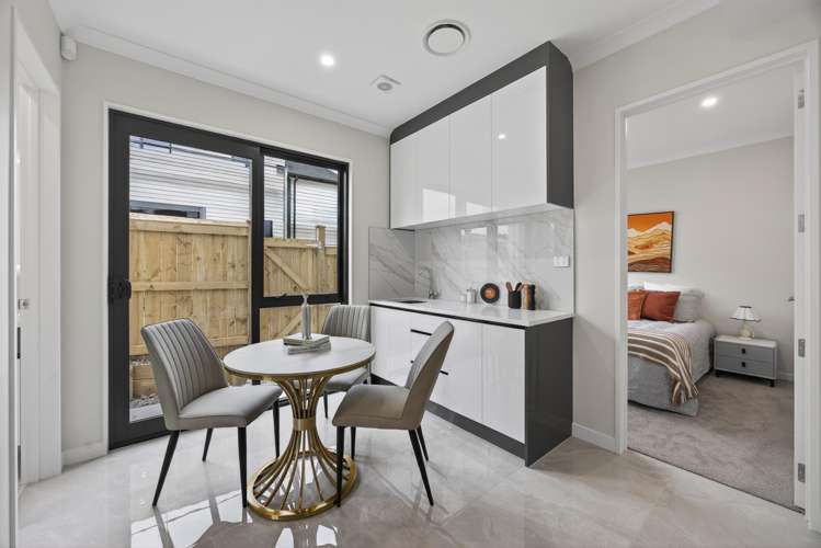 2 Ballyalton Crescent Flat Bush_13