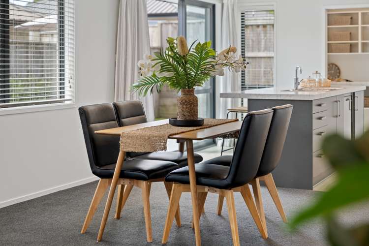 110 Whakaturou Crescent Pyes Pa_8