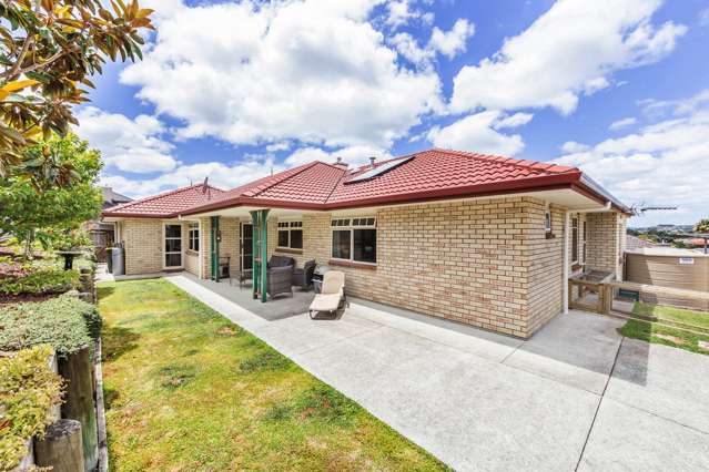 57 Chesterfield Way Orewa_1