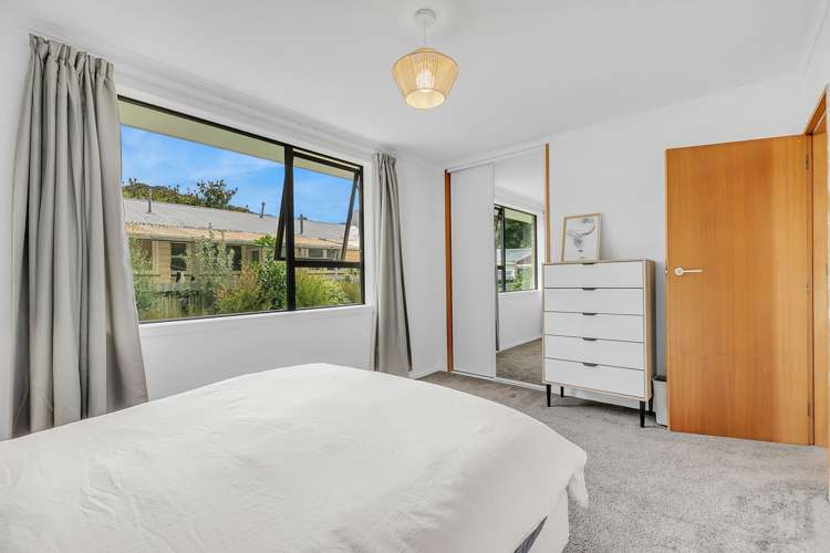 8 Kentucky Street Totara Park_15