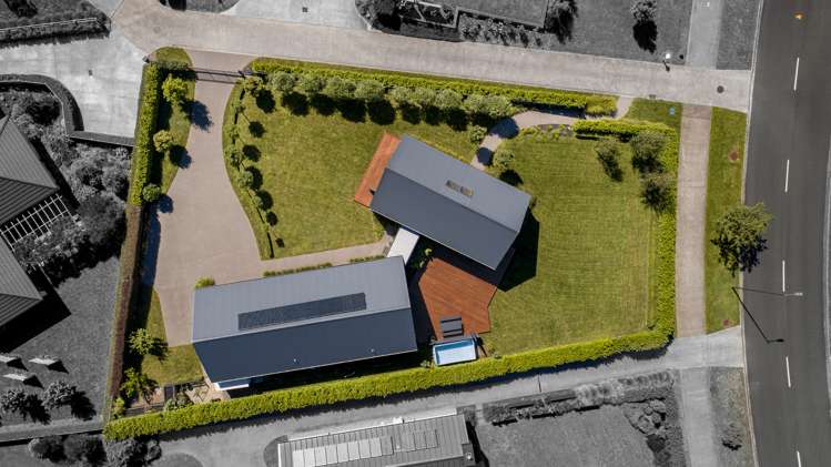 47 Baxter Michael Crescent Cambridge_1