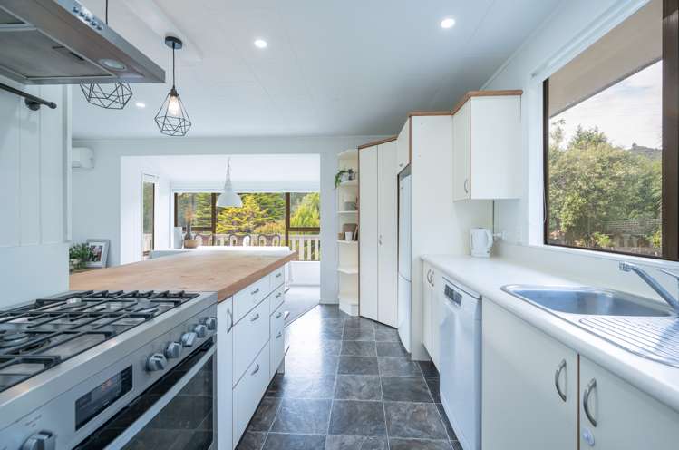 169 Cable Bay Road Hira_9