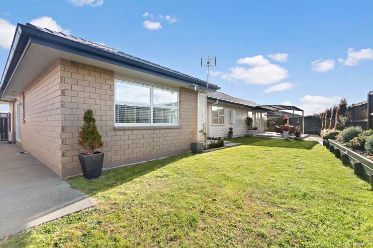 11 Strathaven Road Wattle Downs_17