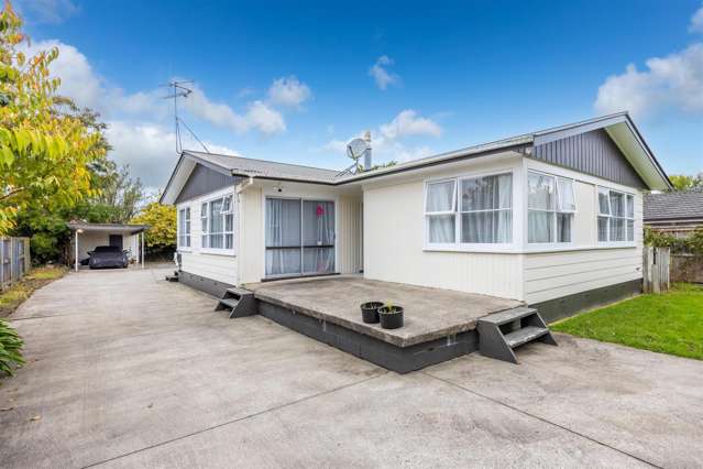 16 Caernarvon Street Dinsdale_1