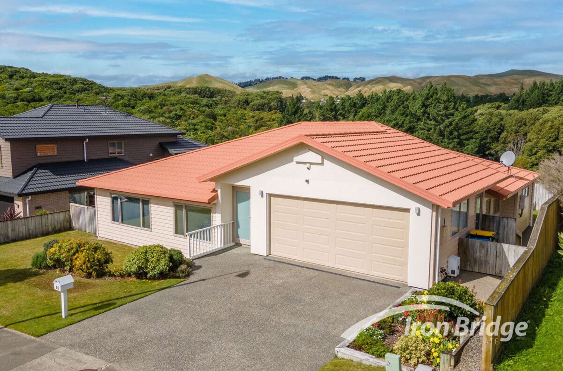 65 Te Puia Drive Aotea_0