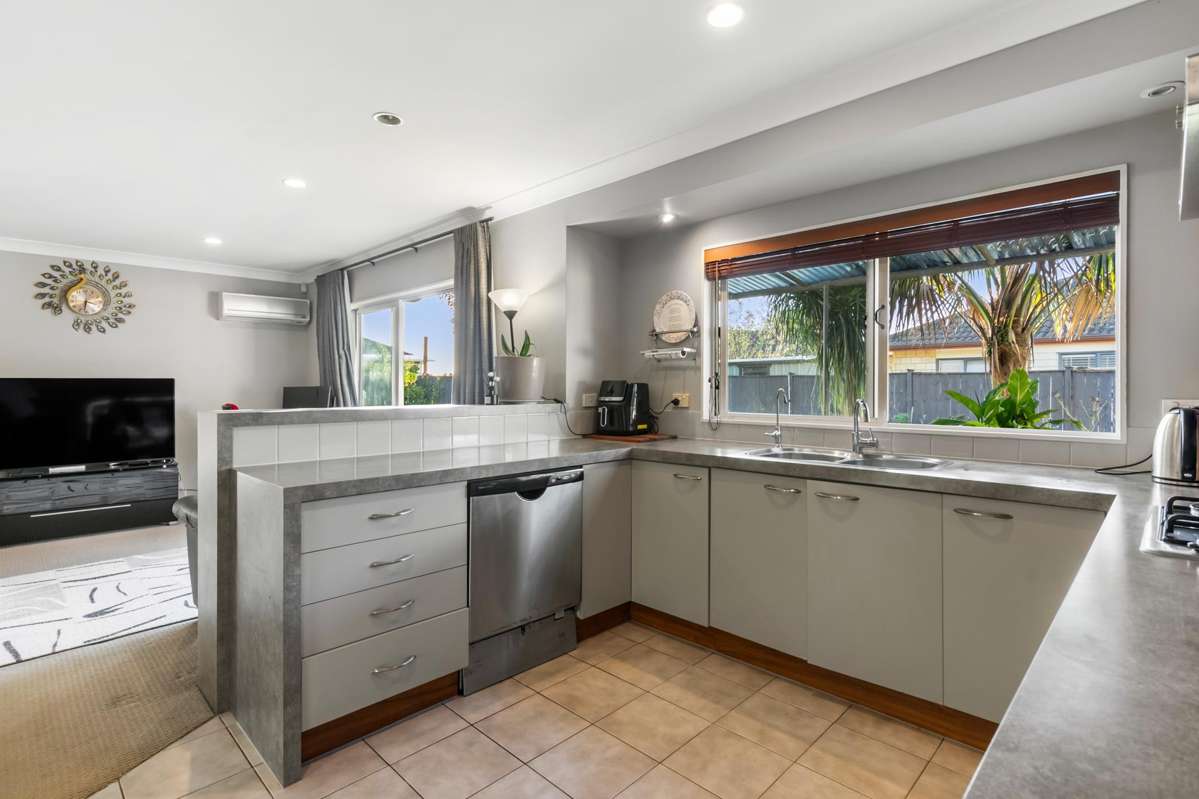 200 Carnoustie Drive_2
