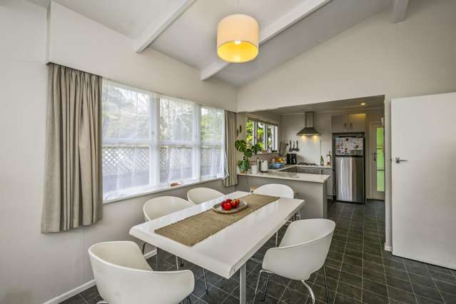 29 Lloyd Avenue Mount Albert_4