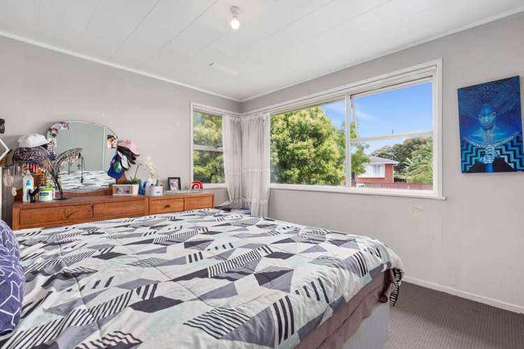 2 Awakino Place Manurewa_10