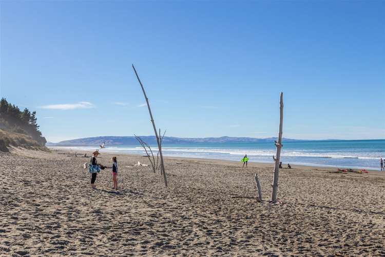 88 Queens Avenue Waikuku Beach_21