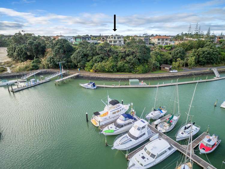 79 Pine Harbour Parade Beachlands_0