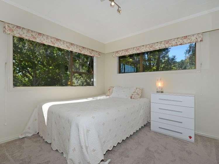 43c Dowling Grove Silverstream_14