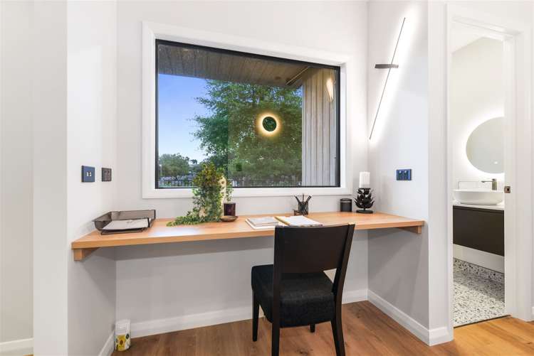 2/64 Banbury Crescent Fairfield_10