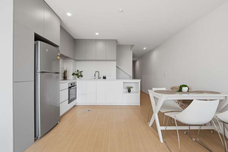 642B Massey Road Mangere_10