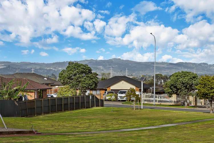 28 Saralee Drive Manurewa_3