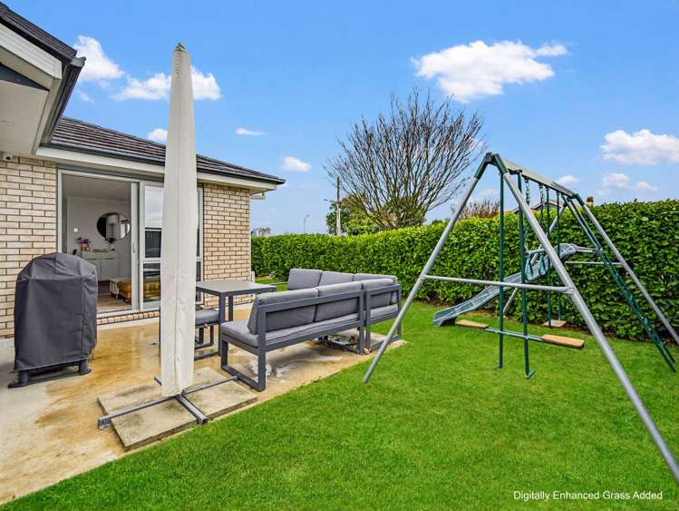 1/39 Saxbys Road Glenview_25