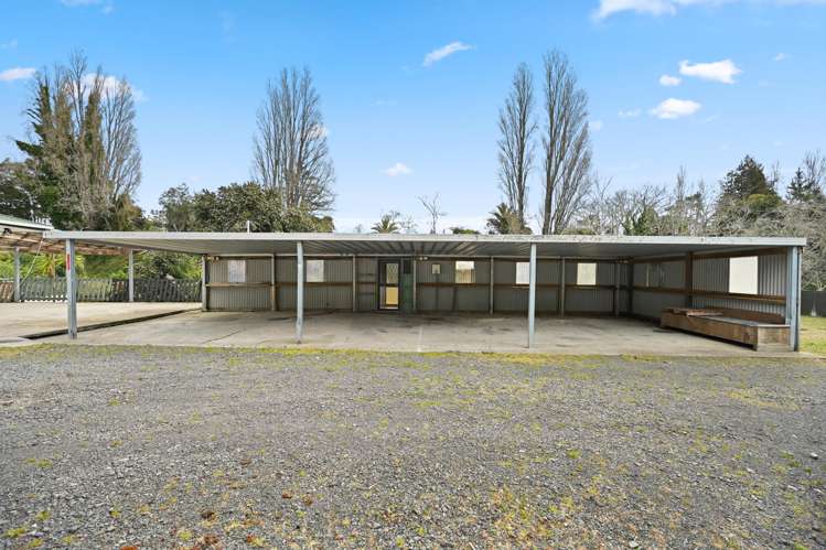 33 Frederick Drive Dinsdale_22