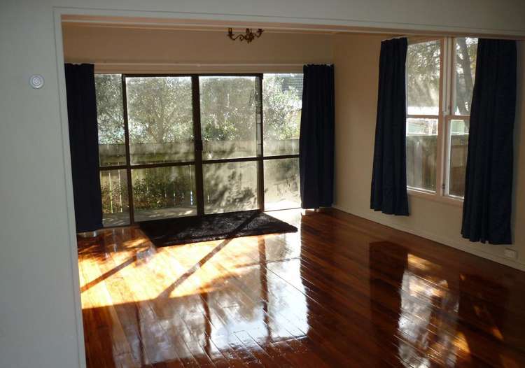 A/8 Serjeant Street Henderson_5